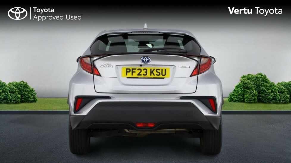 Toyota C-Hr Suv #26