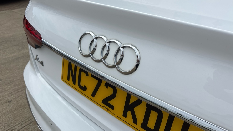 Audi A4 35 Tdi Black Edition S Tronic Comfortsound Blue #31