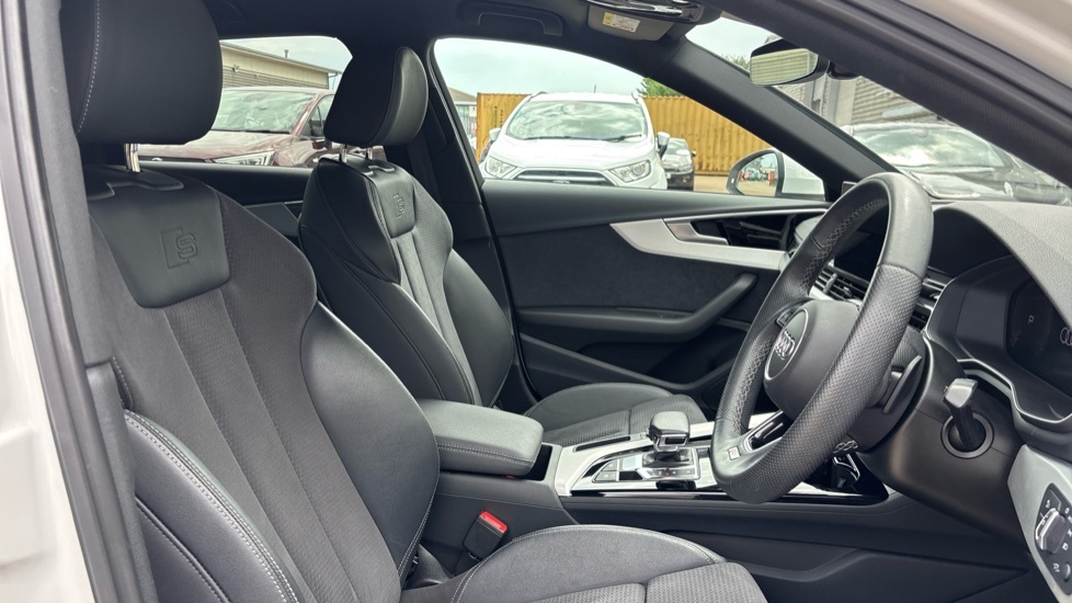 Audi A4 35 Tdi Black Edition S Tronic Comfortsound Blue #11