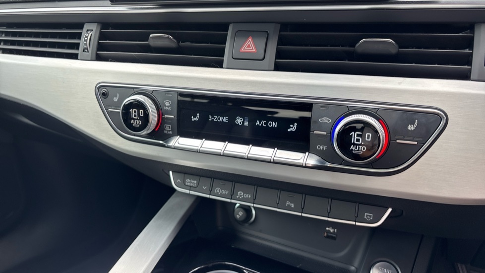 Audi A4 35 Tdi Black Edition S Tronic Comfortsound Blue #50