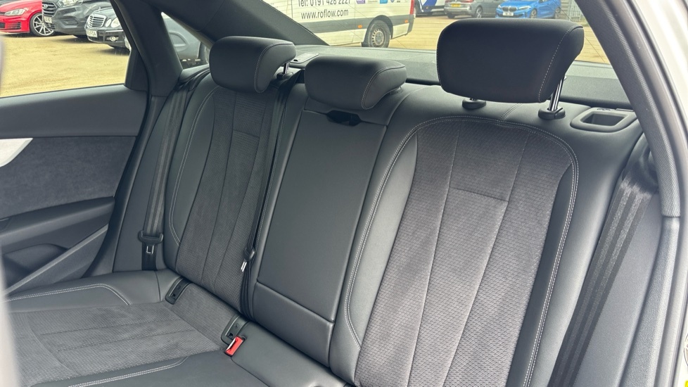 Audi A4 35 Tdi Black Edition S Tronic Comfortsound Blue #12