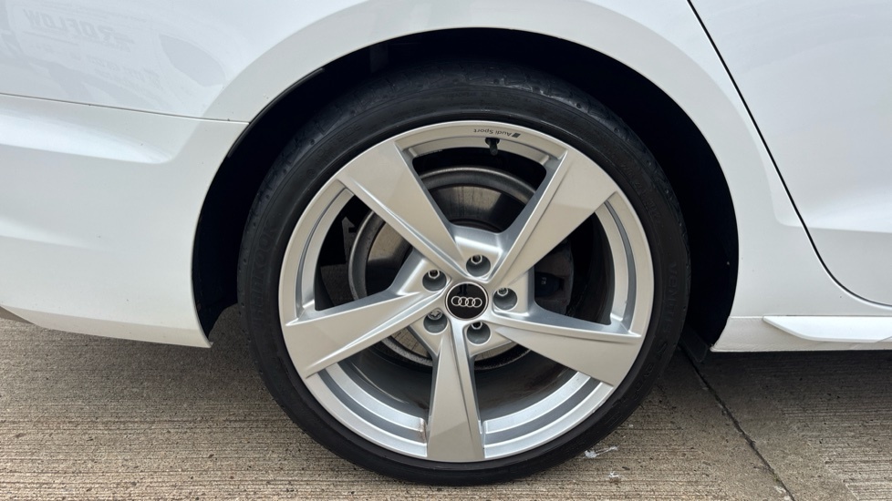 Audi A4 35 Tdi Black Edition S Tronic Comfortsound Blue #32