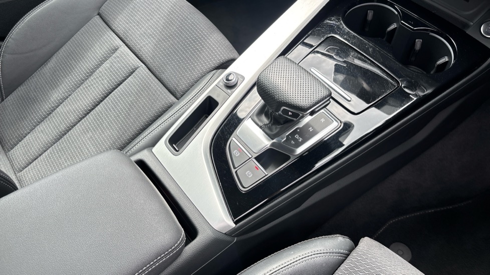 Audi A4 35 Tdi Black Edition S Tronic Comfortsound Blue #10