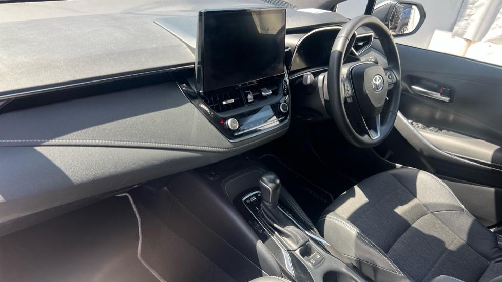 Toyota Corolla 1.8 Hybrid Excel Cvt White #9