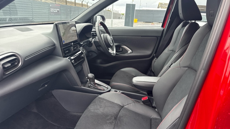 Toyota Yaris Cross Gr Sport  #5