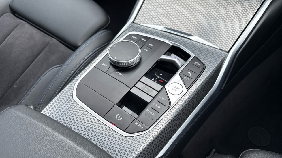 BMW 3 Series 320I M Sport Saloon Grey #10