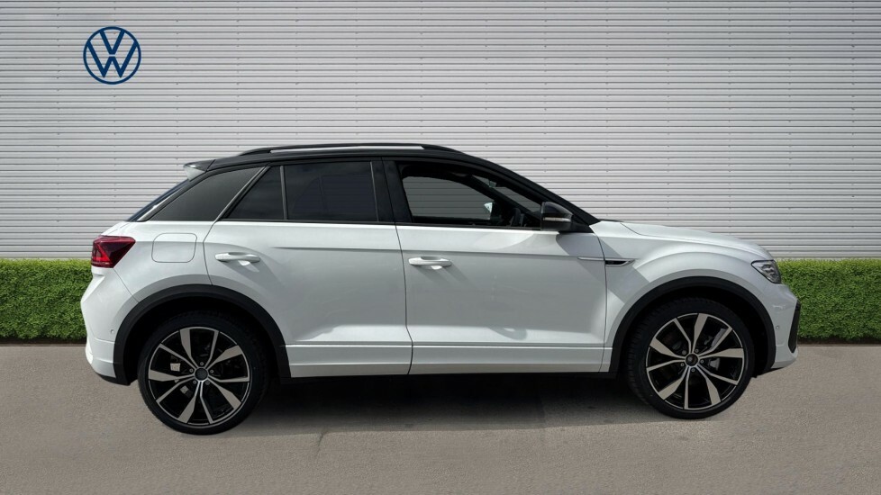 Volkswagen T-Roc Black Edition Plus Black #4