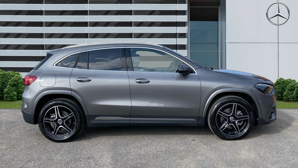 Mercedes-Benz GLA Class Amg Line Grey #5