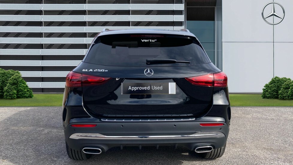 Mercedes-Benz GLA Class Amg Line Black #6
