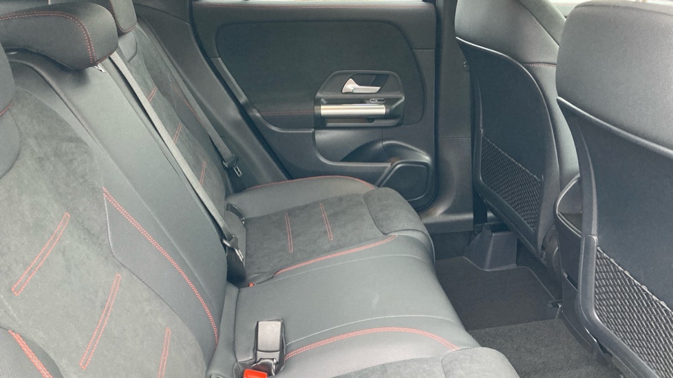 Mercedes-Benz GLA Class Gla 200 Amg Line Executive CV26KXN  #16