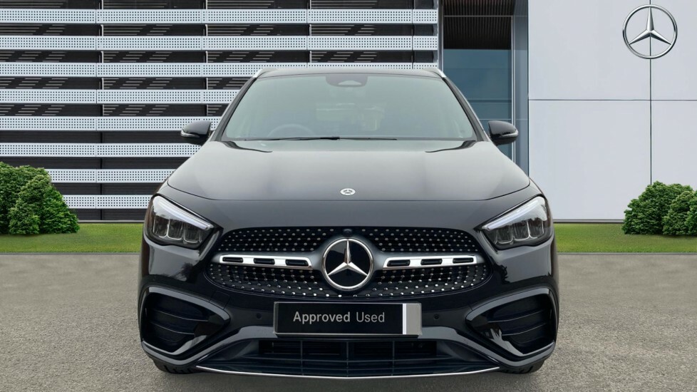 Mercedes-Benz GLA Class Amg Line Black #3