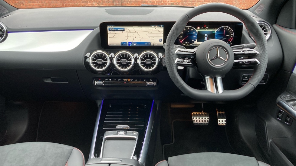 Mercedes-Benz GLA Class Gla 200 Amg Line Executive CV26KXN  #10