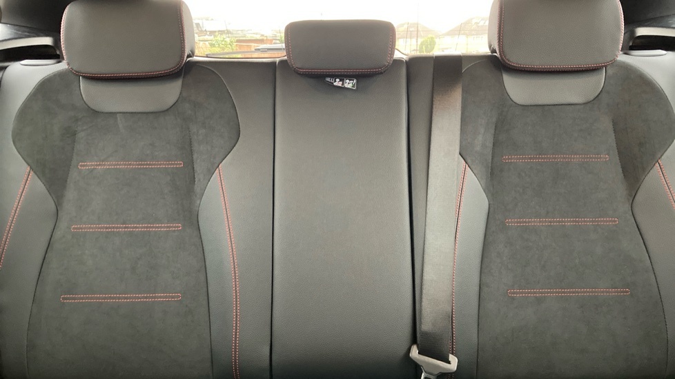 Mercedes-Benz GLA Class Gla 200 Amg Line Executive CV26KXN  #15