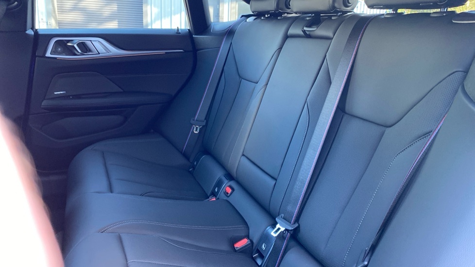 BMW 4 Series M440i Xdrive Mht 392 Step 2026 Blue #42