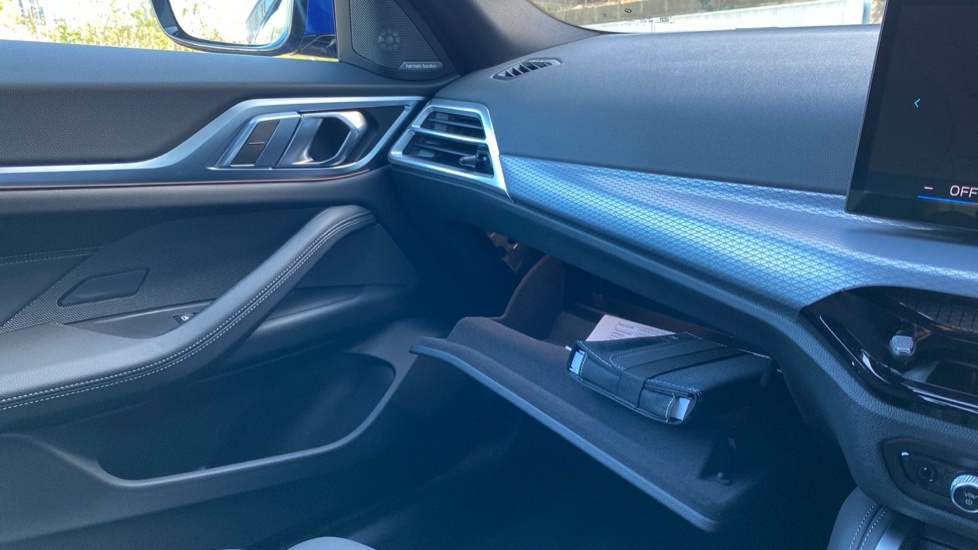 BMW 4 Series M440i Xdrive Mht 392 Step 2026 Blue #53