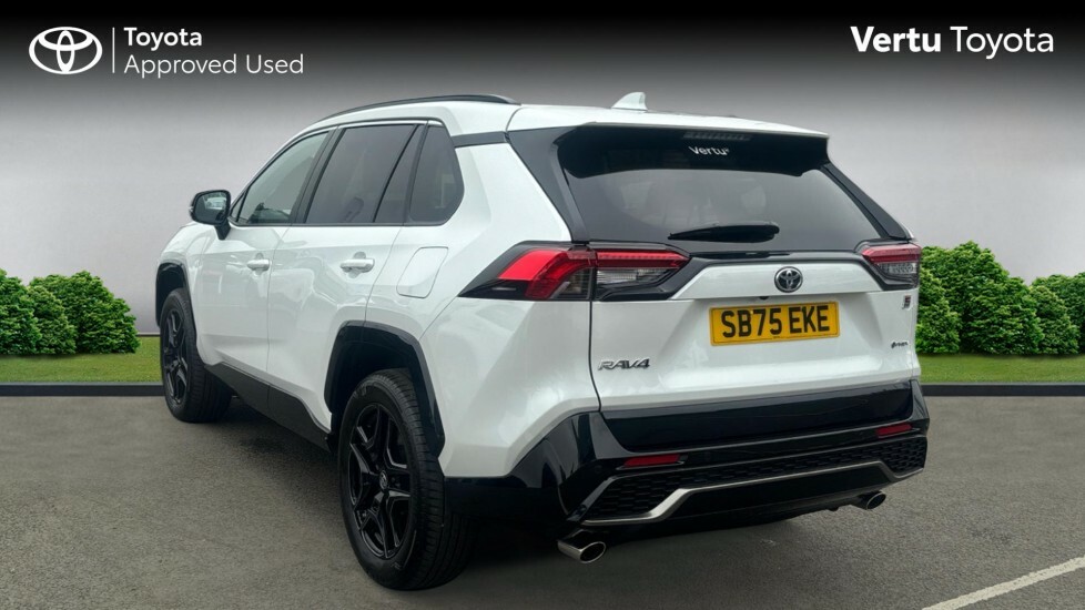 Toyota Rav 4 Gr Sport White #4