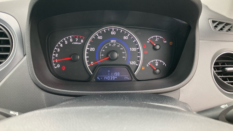 Hyundai I10 1.0 Se #18