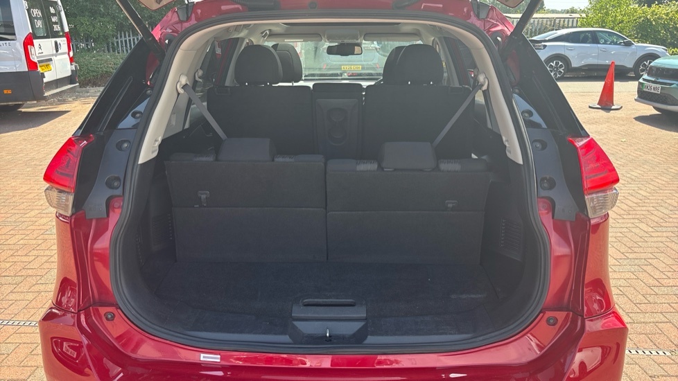 Nissan X-Trail N-connecta DX69WLK Red #4