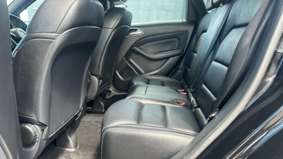 Mercedes-Benz B Class B180 Exclusive Edition - Mpv 5 Seats Grey #16