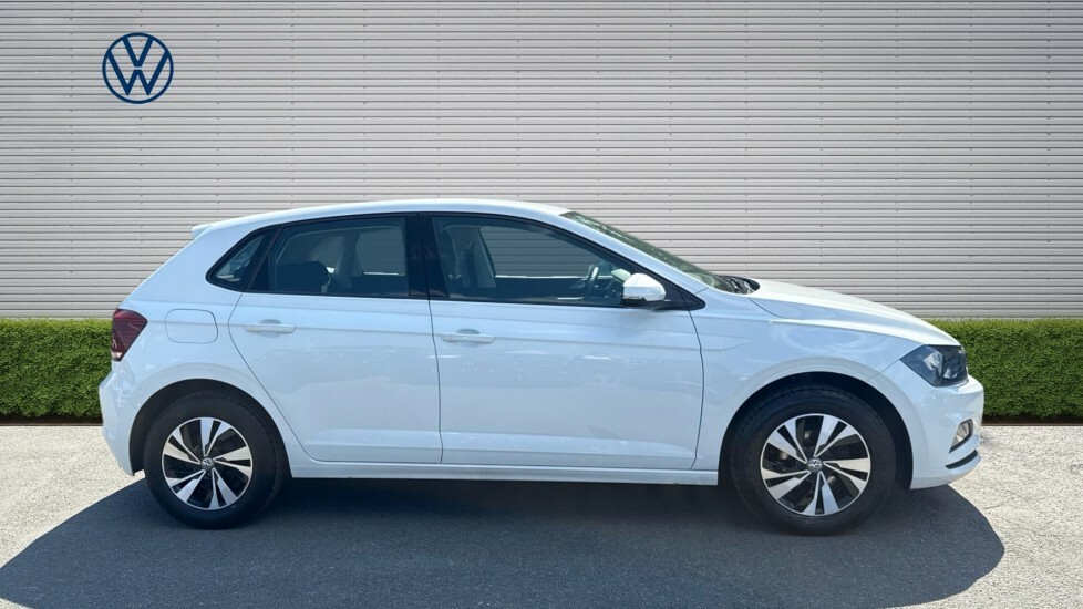 Volkswagen Polo Se White #4