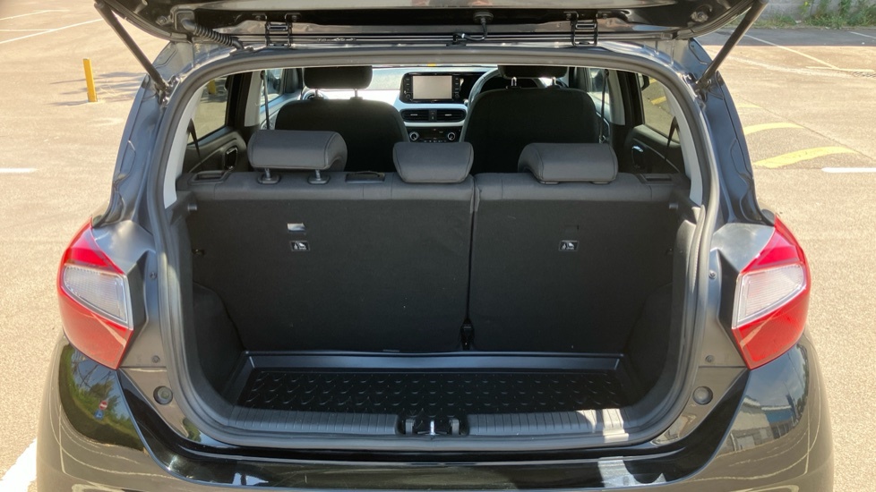 Hyundai I10 Premium Black #4