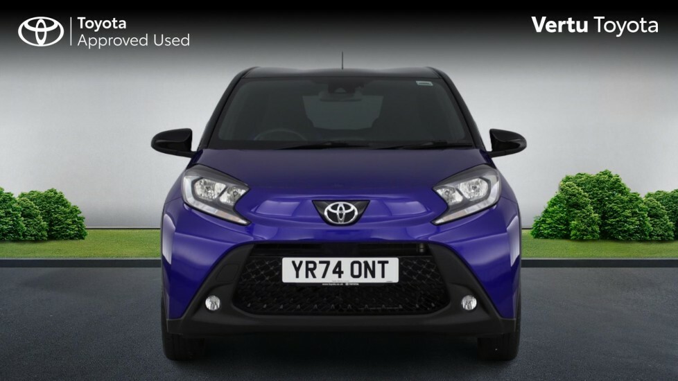 Toyota Aygo X Pure White #22