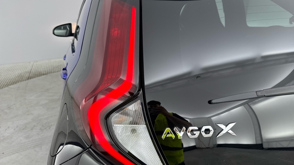 Toyota Aygo X Pure White #21