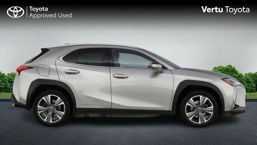 Lexus UX 250H 2.0 Cvt Premium Sport Edition White #24