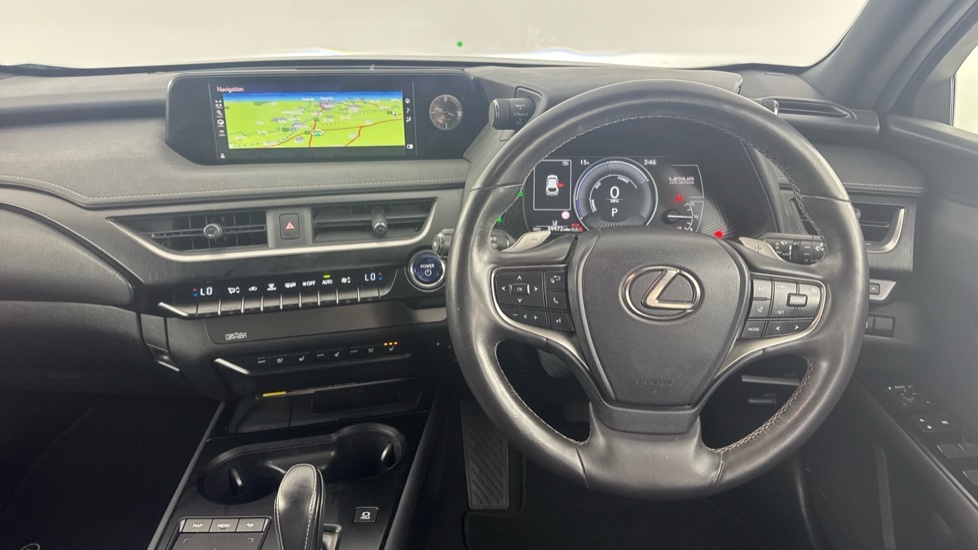 Lexus UX 250H 2.0 Cvt Premium Sport Edition White #8
