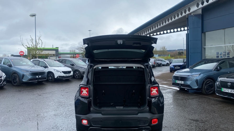 Jeep Renegade Limited Black #4