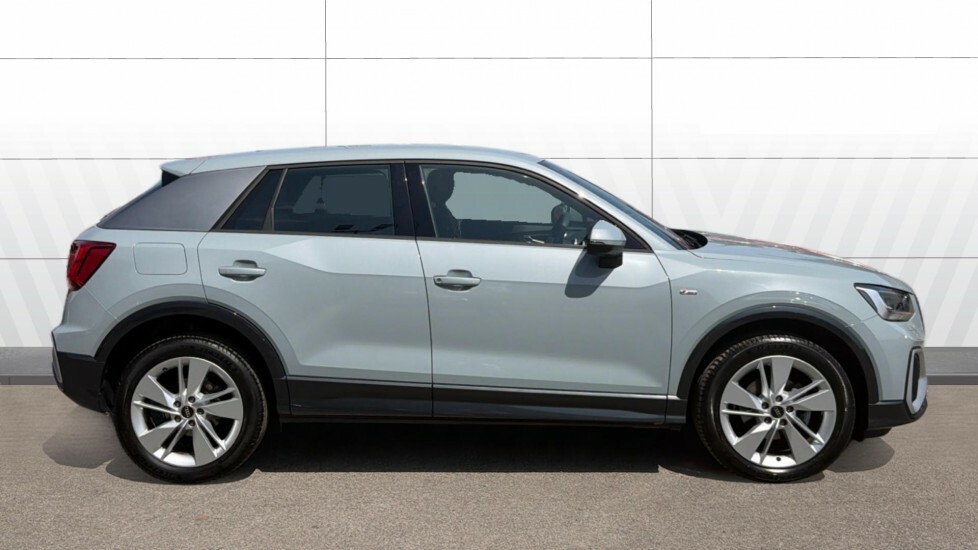 Audi Q2 S Line BL23RFZ Grey #5
