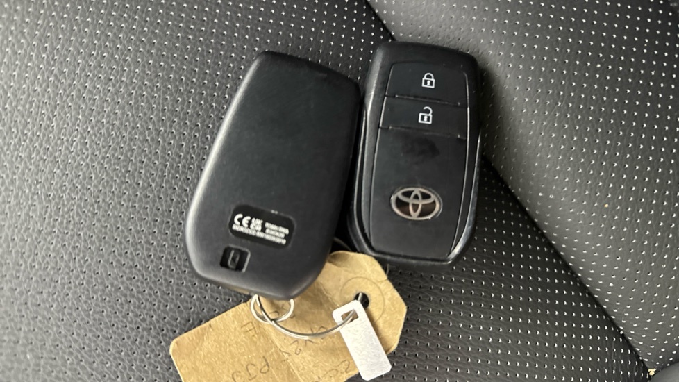 Toyota Corolla 1.8 Hybrid Design Cvt Silver #27