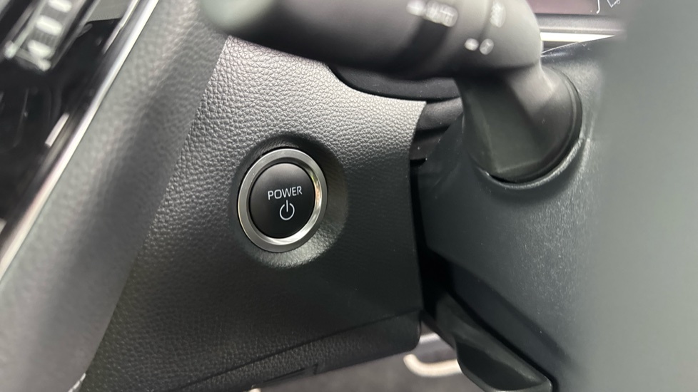 Toyota Corolla 1.8 Hybrid Design Cvt Silver #16