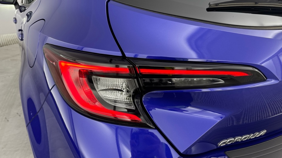Toyota Corolla 1.8 Hybrid Design Cvt Silver #21