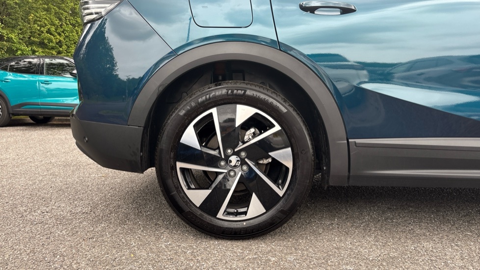 Vauxhall Grandland Ultimate Black #7