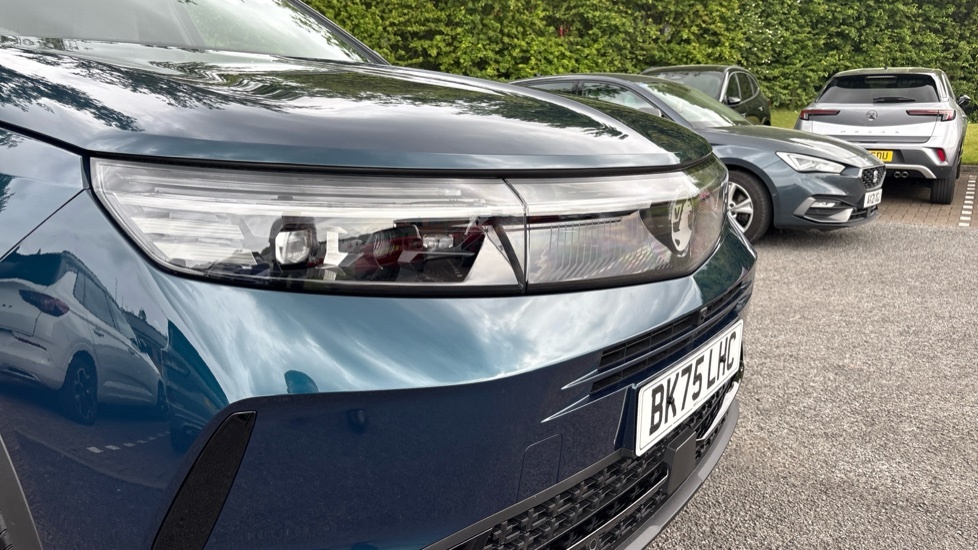 Vauxhall Grandland Ultimate Black #32