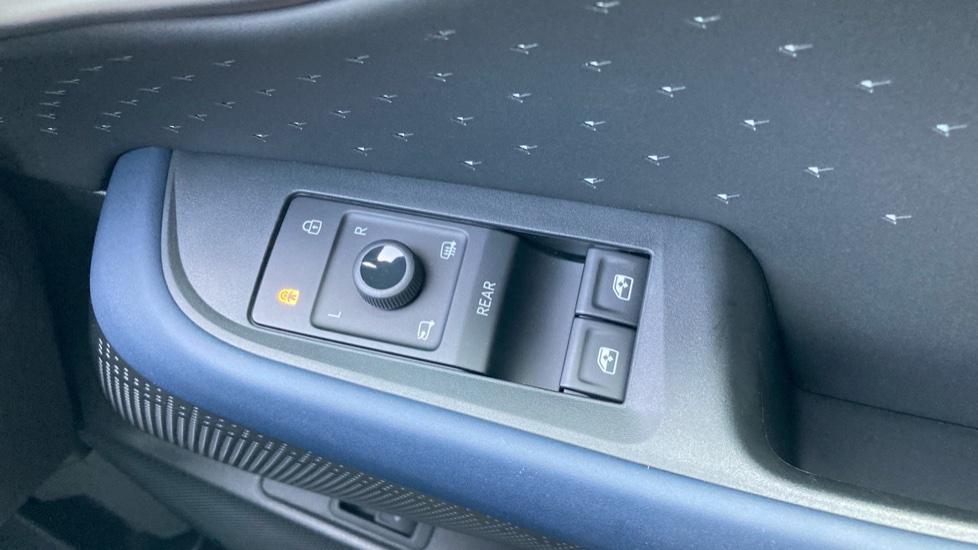 Cupra Tavascan 250Kw Vz2 77Kwh Awd Blue #36