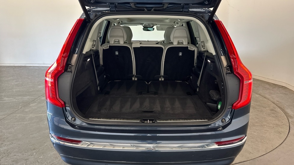 Volvo XC90 Ultimate Blue #4