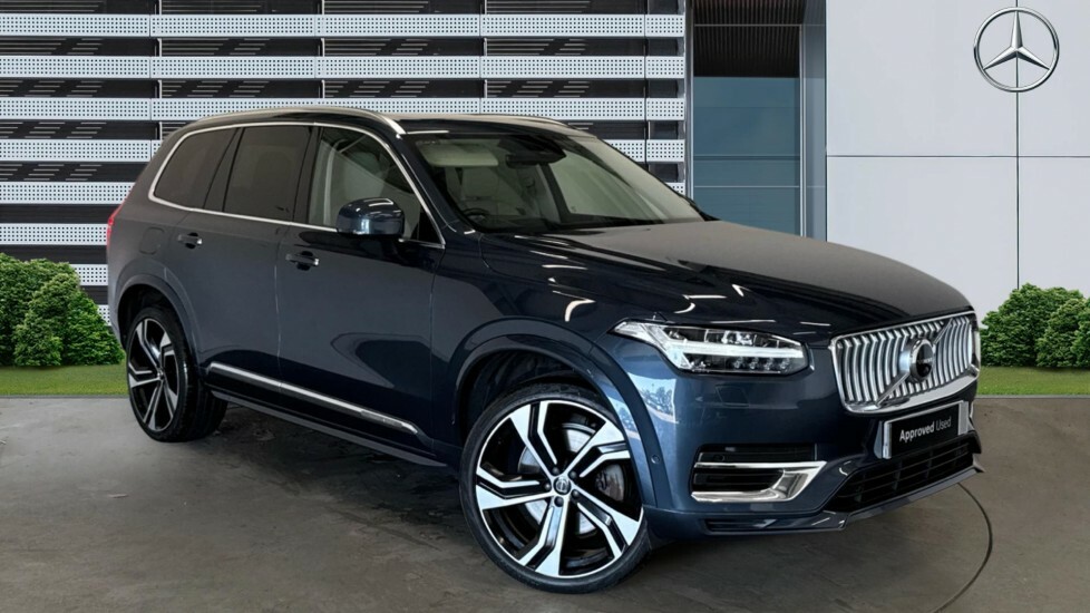 Volvo XC90 Ultimate Blue