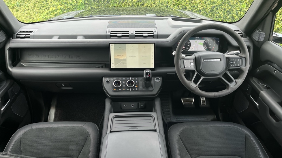 Land Rover Defender Estate Black #9