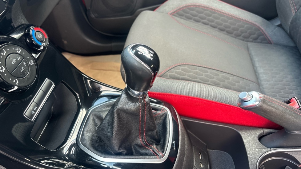 Ford Fiesta  Black #13