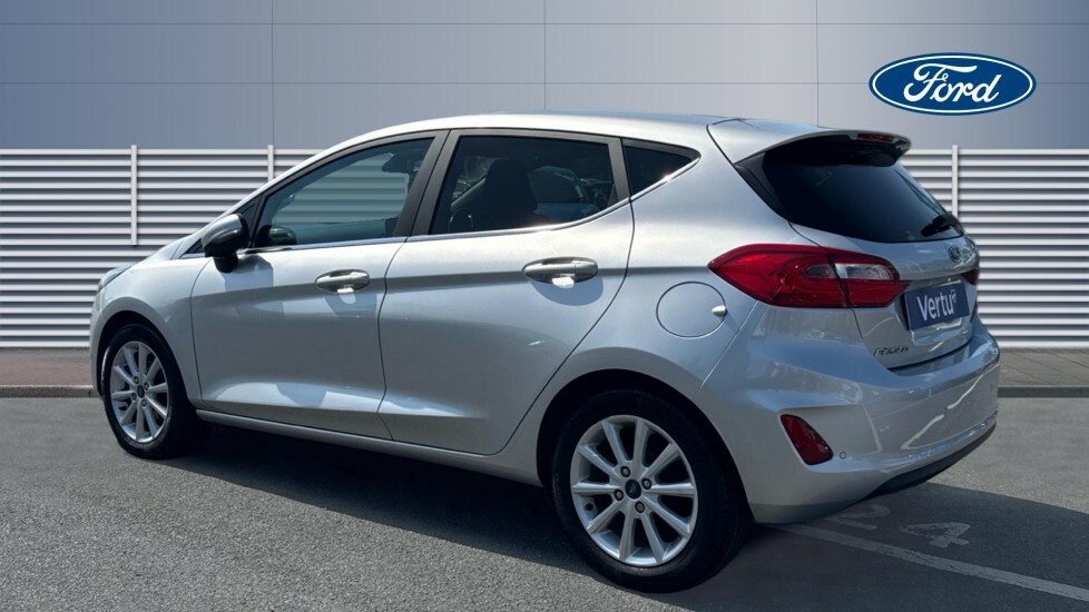 Ford Fiesta Hatchback White #2