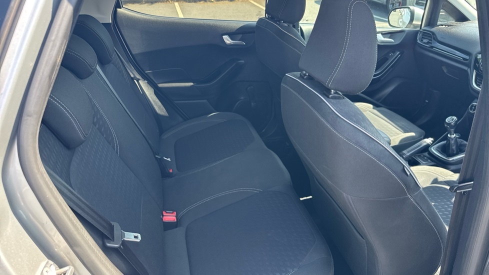 Ford Fiesta Hatchback White #18