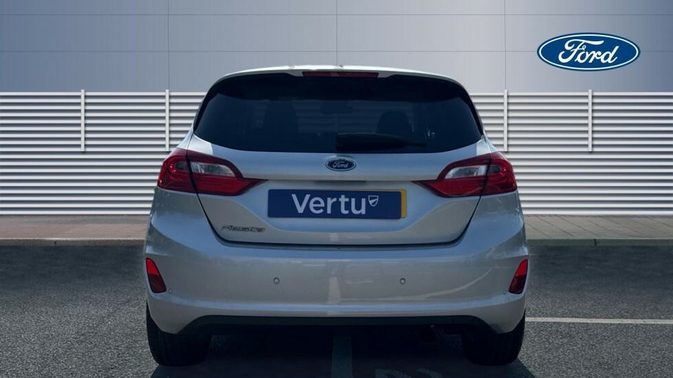 Ford Fiesta Hatchback White #6