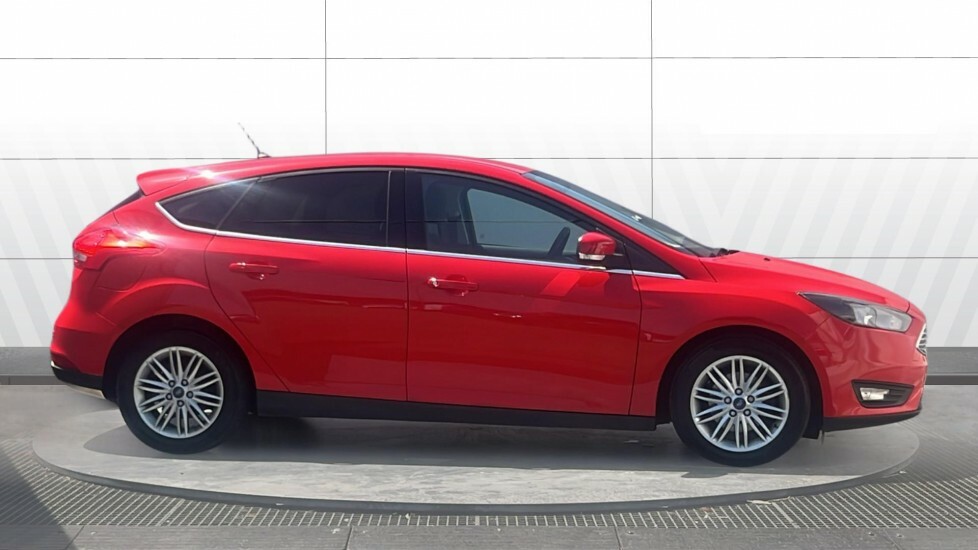Ford Focus  Black #5