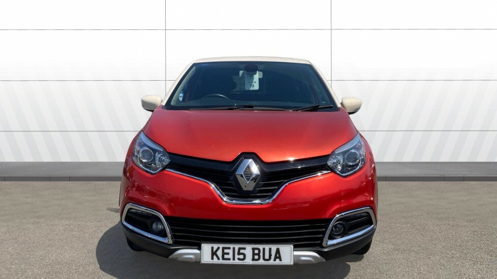 Renault Captur Signature Red #3