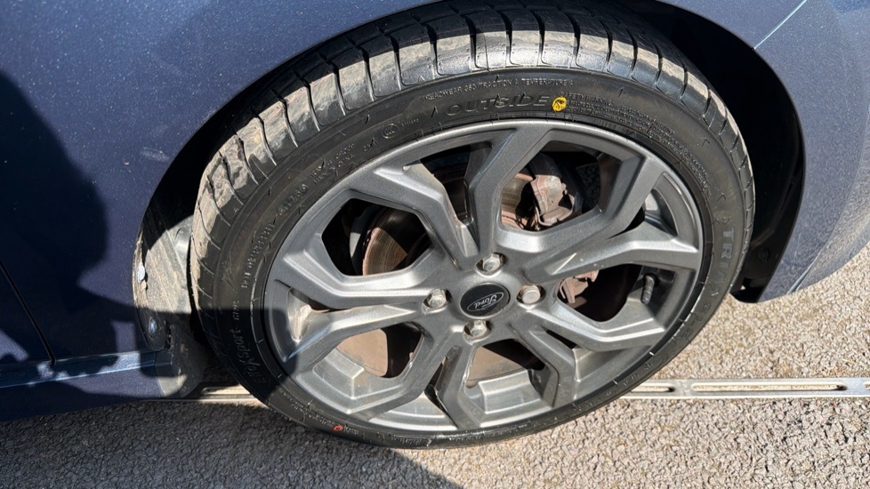 Ford Fiesta Hatchback Grey #29