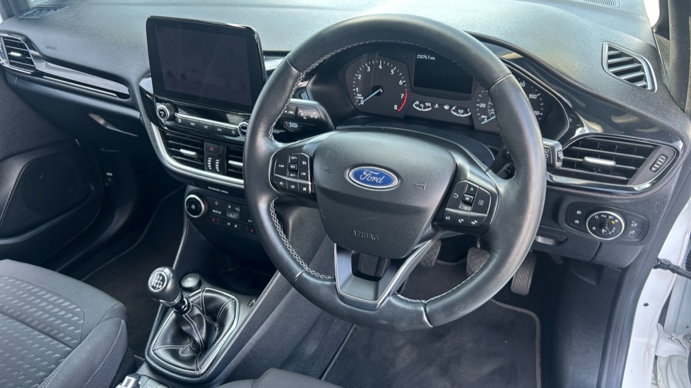 Ford Fiesta Active Edition White #14