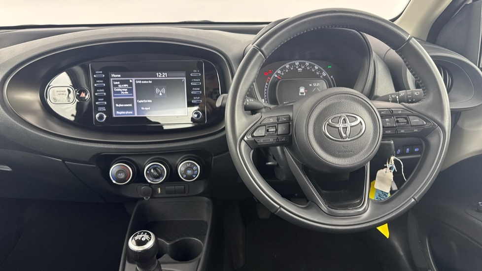 Toyota Aygo X Pure Black #7