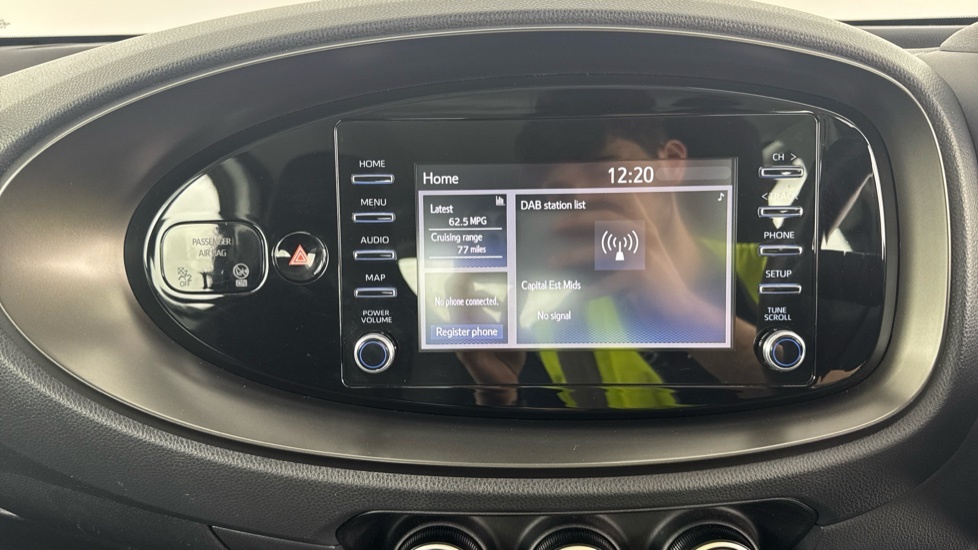 Toyota Aygo X Pure Black #9